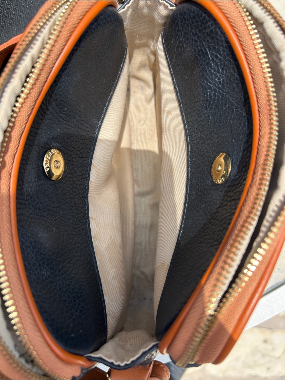 💐Valentina Classic Black Leather Crossbody Bag with Brown Trim - Picture 6 of 7